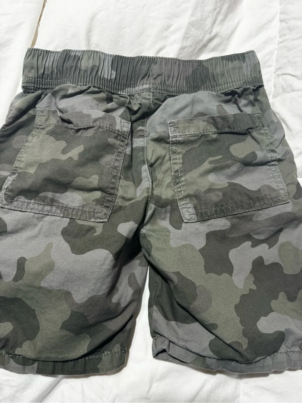 Boys Green Camo Short Set size S
